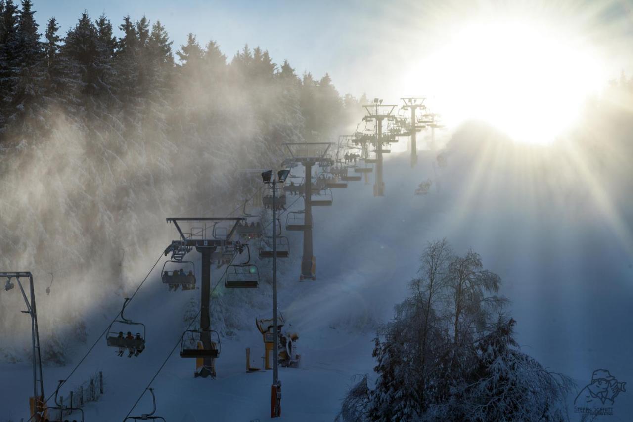 Gipfelstuermer Winterberg Exterior foto